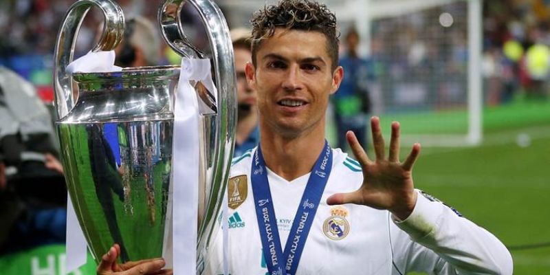 Ronaldo - Siêu sao đáng chú ý trong lịch sử bóng đá Châu Âu